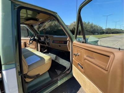 VENDO FORD F100 XLT Modelo 1988
