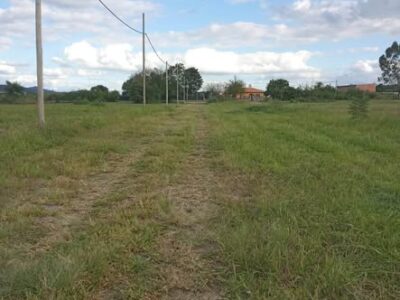 Dueño vende terrenos de 10x25 cada uno en Punto Oeste