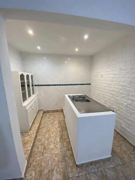 CASA EN ALQUILER Av monseñor Díaz 872 BANDA DE RIO SALÍ