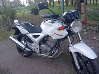 Honda twister 2008