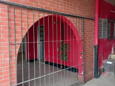 Vendo Casa 4 Dorm.