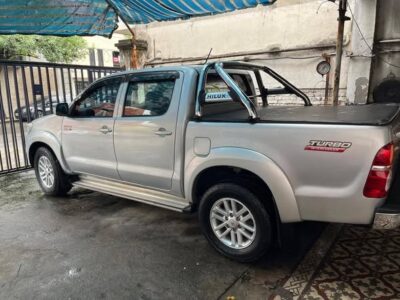 TOYOTA HIUX 2013
