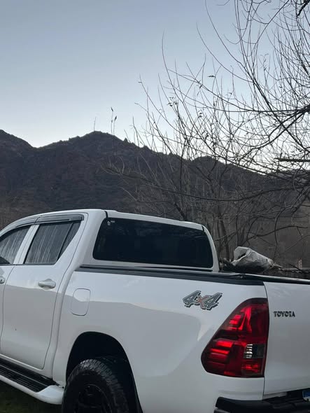 Vendo Hilux dx 4x4 2023