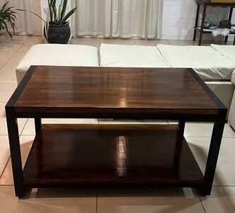Mesa ratona de fabricación artesanal
