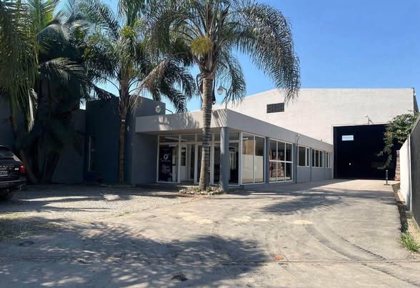 VENTA – DEPÓSITO / GALPÓN CON OFICINAS – YERBA BUENA
