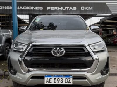 Toyota hilux Srv 4x2 Modelo 2021