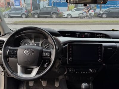 Toyota hilux Srv 4x2 Modelo 2021