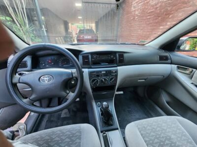 COROLLA 2004 UNICO DUEÑO!!!