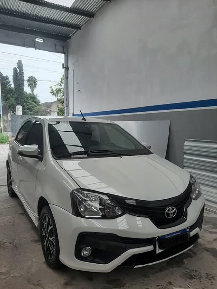 Toyota Etios XLS 1.5 Automático – 2020