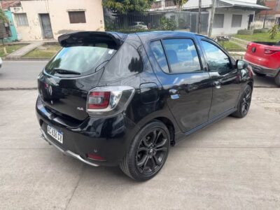 VENDO RENAULT SANDERO RS 2.0 MODELO 2018