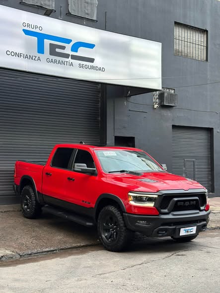 RAM REBEL 1500 5.7 HEMI V8 2023