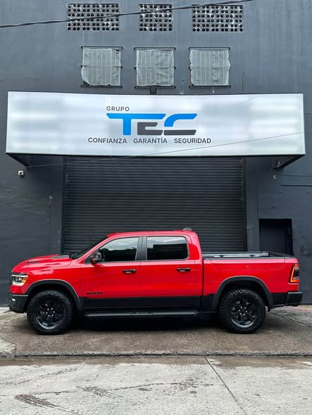 RAM REBEL 1500 5.7 HEMI V8 2023