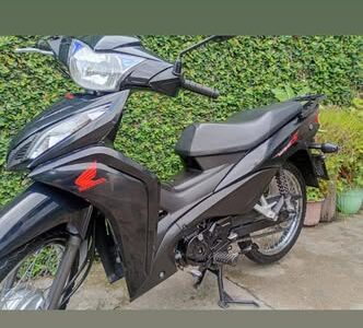 SE VENDE MOTO HONDA MODELO 2022