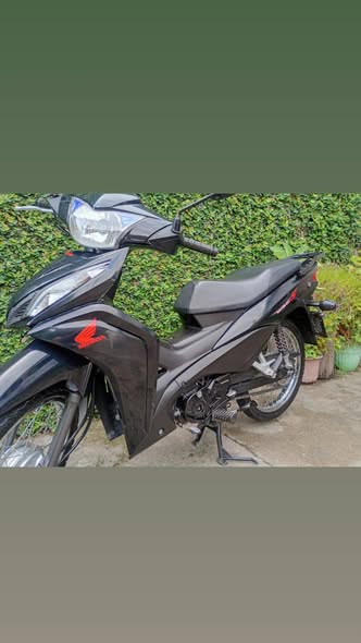 SE VENDE MOTO HONDA MODELO 2022