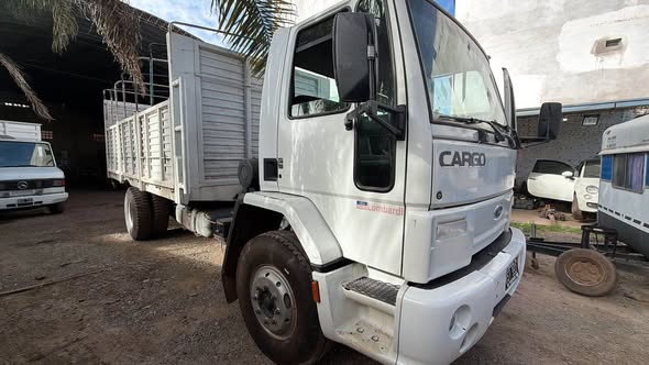 Vendo camión Ford 1317e