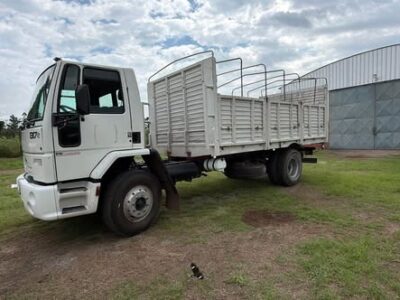 Vendo camión Ford 1317e