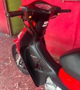Vendo honda biz 2017