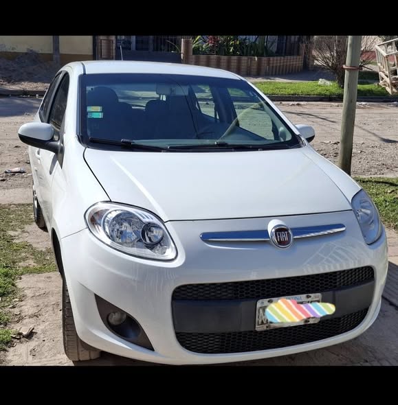 Palio 1.4 atractive 2.014