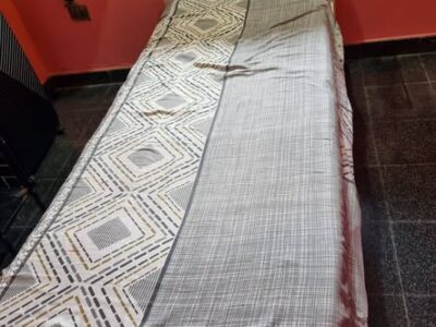 Vendo cama acolchado y colchón