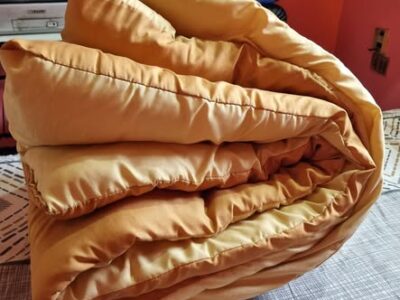 Vendo cama acolchado y colchón