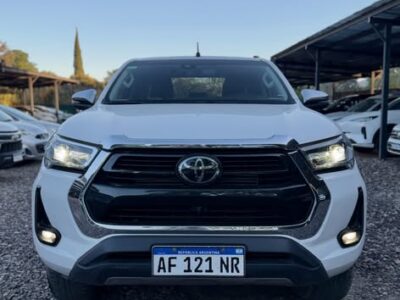 Toyota Hilux SRX 4x2 AT 2021