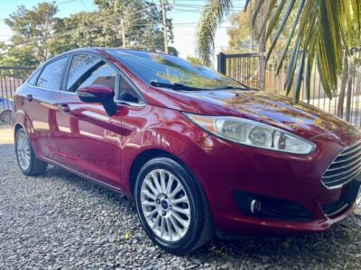 Ford Fiesta Titanium 1.6L 4 Puertas 2016