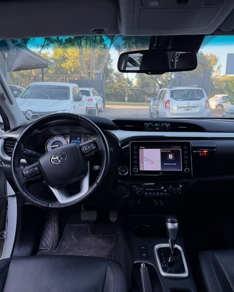 Toyota Hilux SRX 4x2 AT 2021
