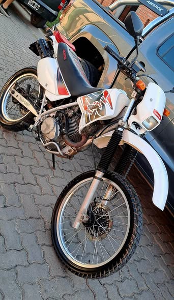 Honda xr brasilera Modelo 2000