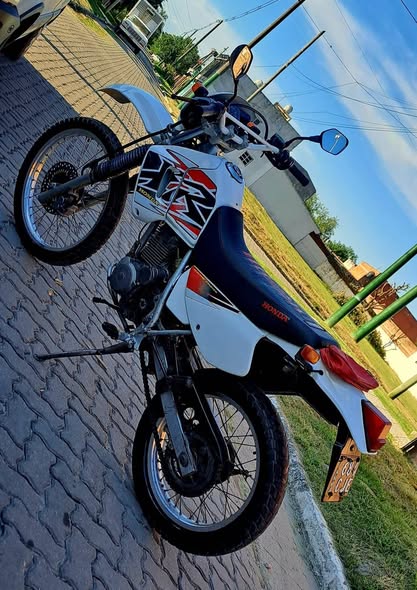 Honda xr brasilera Modelo 2000