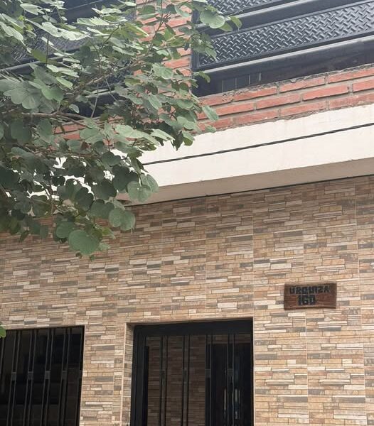 Alquilo departamento en Lastenia barrio el mirador!