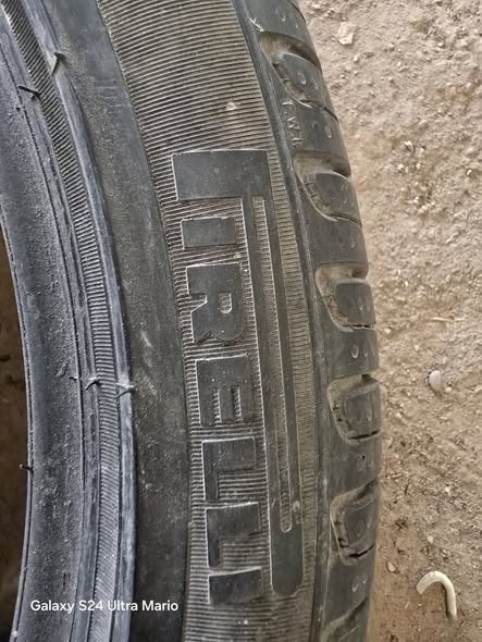 VENDO 2 CUBIERTAS PIRELLI SEMINUEVAS