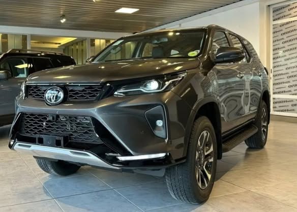 Vendo! Toyota sw4 srv