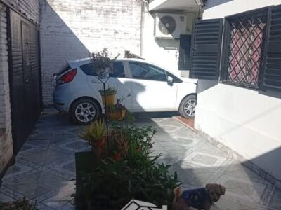 Vendo casa altura México al 3600 sobre pasaje.