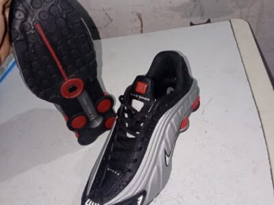 liquido ya Nike shox R4 originales talle 42