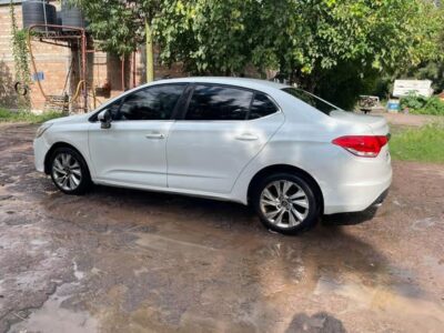 Citroen c4 lounge motor 1.6 automático !! 95 mil km
