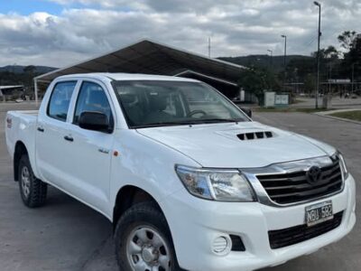 Hilux Dx pack 4x4 2.5turbo intercooler Año 2013
