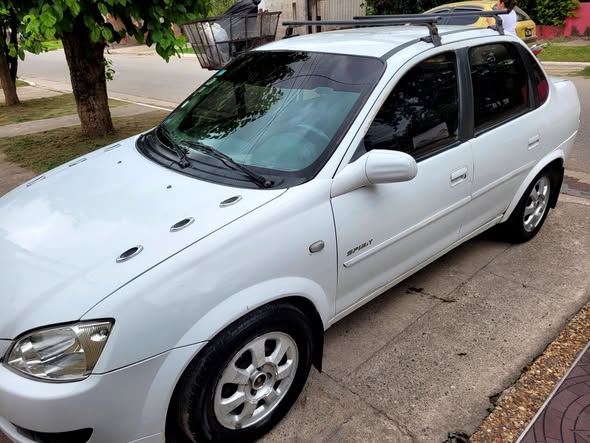 CHEVROLET CORSA CLASSIC MODELO 2012 FULL