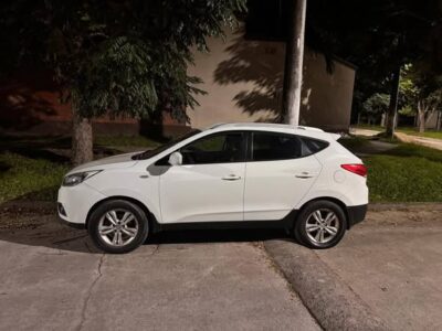 VENDO HYUNDAI TUCSON GL 2.0 4X2 2013