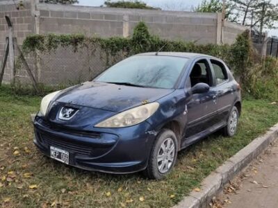 Peugeot 207 compact año 2013