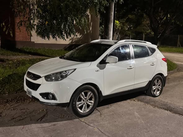 VENDO HYUNDAI TUCSON GL 2.0 4X2 2013
