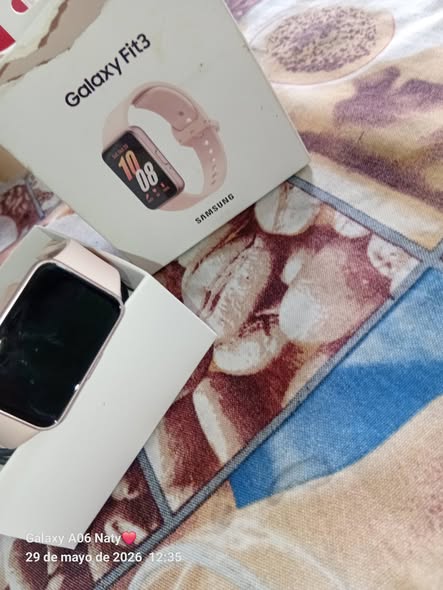 Vendo reloj Samsung Galaxy Fit3