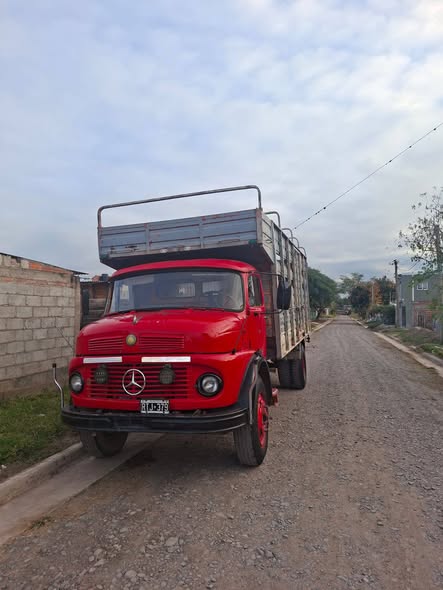 Mercedes Benz 1114