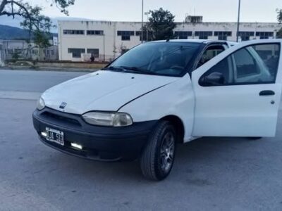 Fiat Palio modelo 2000