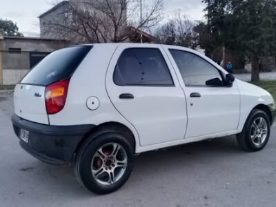 Fiat Palio modelo 2000