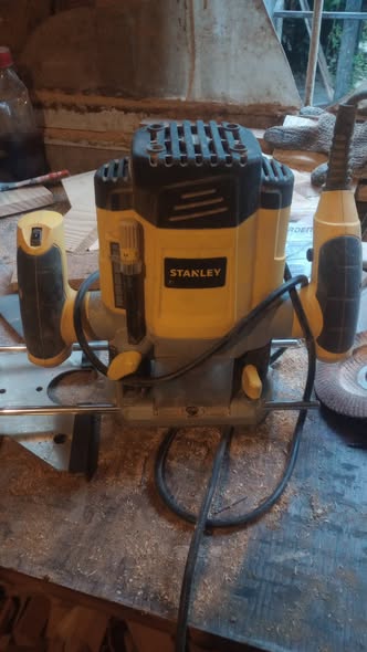 FRESASORA RUTER STANLEY
