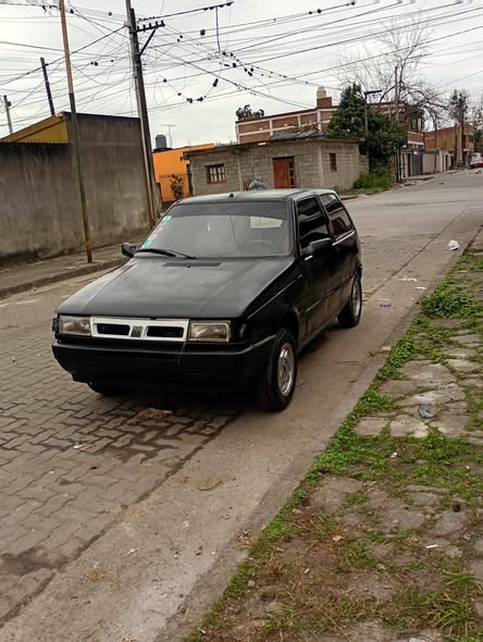 Vendo Fiat uno modelo 97