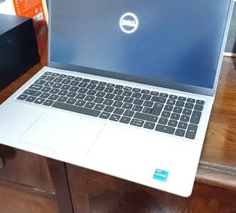 Notebook ultrabook DELL modelo INSPIRON