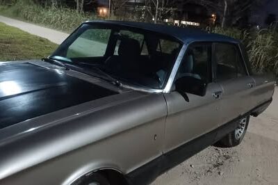 Ford Falcon Ghia mod 83