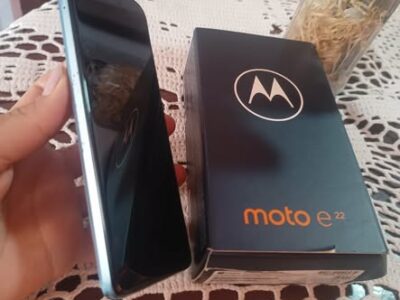 MOTOROLA E22