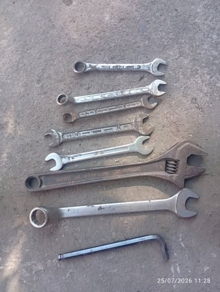 Vendo llaves varias